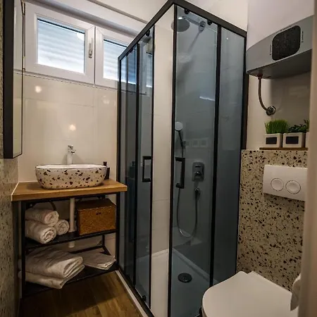 Luxury Studio With Terrace